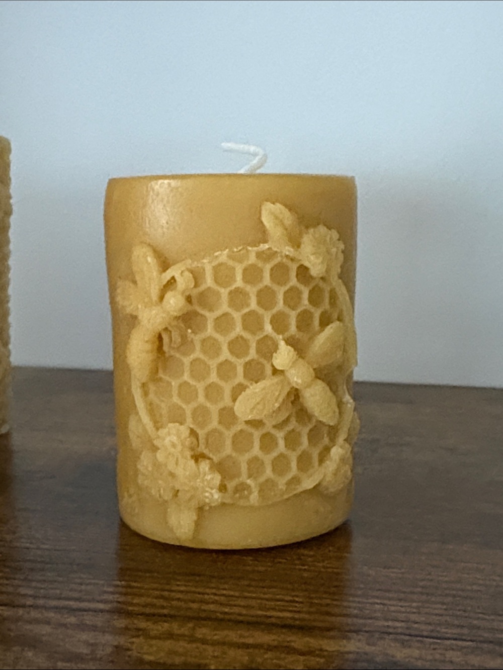Beeswax Honeycomb Pillar Candle - Natural Yellow
